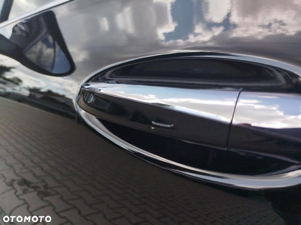 Mercedes-Benz CLA - 25