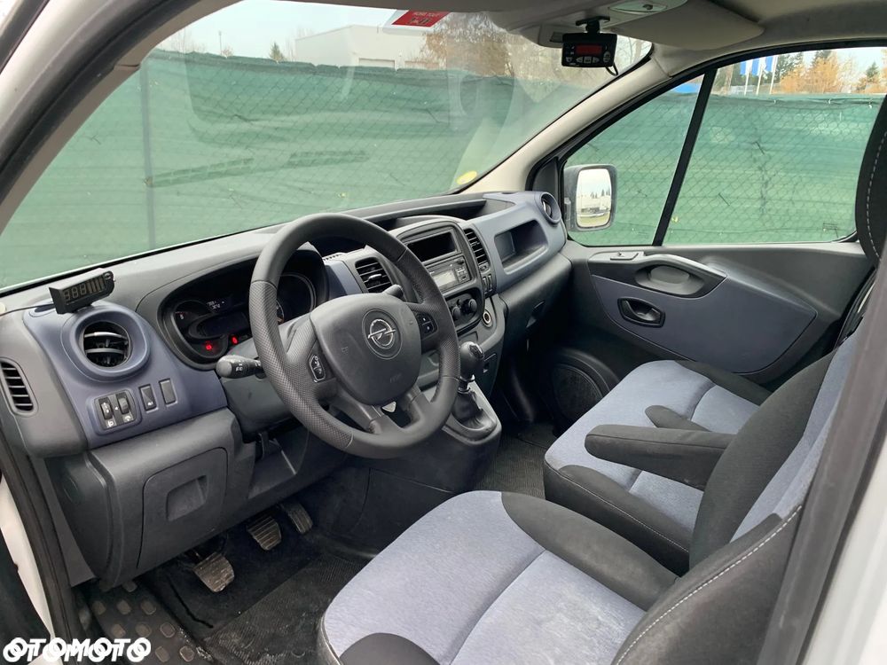 Opel VIVARO - 30