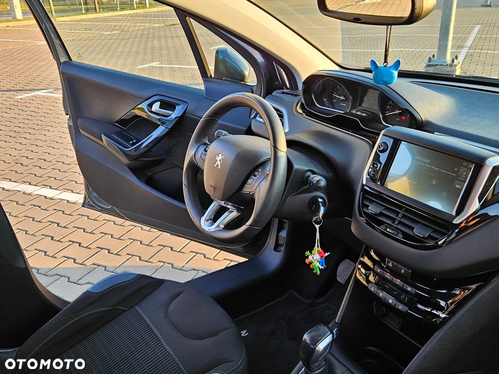 Peugeot 208 1.6 VTi Allure - 14