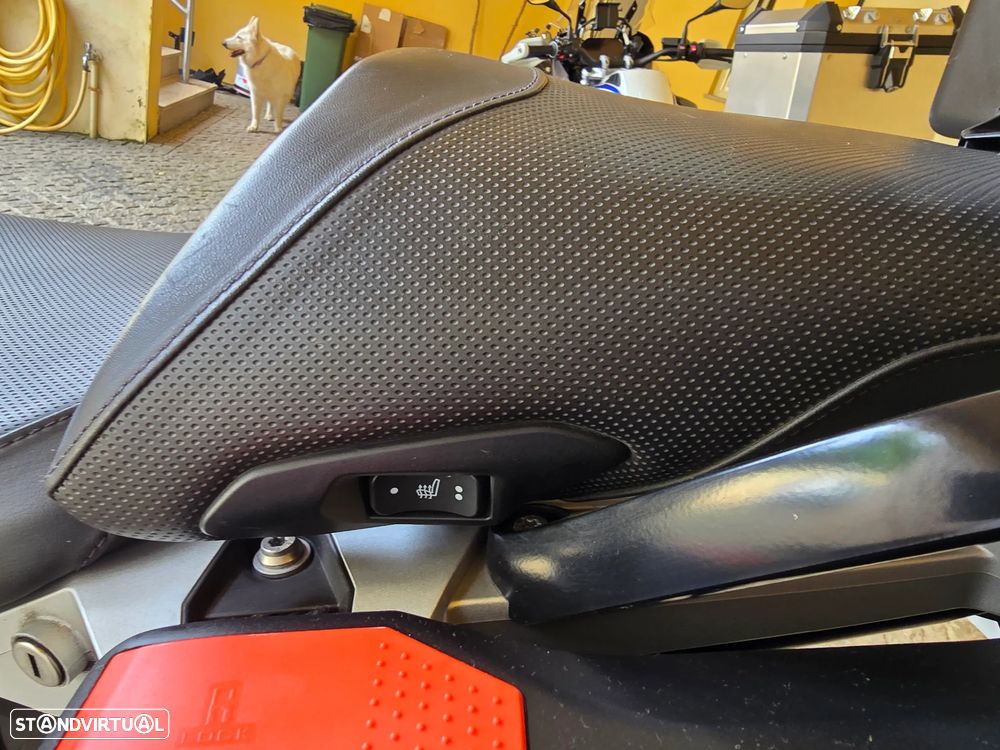 BMW R 1250 GS HP AKRAPOVIC - 20