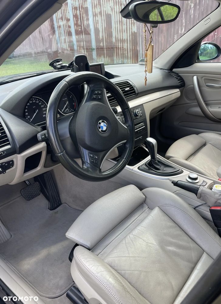 BMW Seria 1 120d DPF Edition Sport - 9