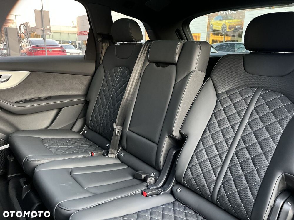 Audi Q7 - 17