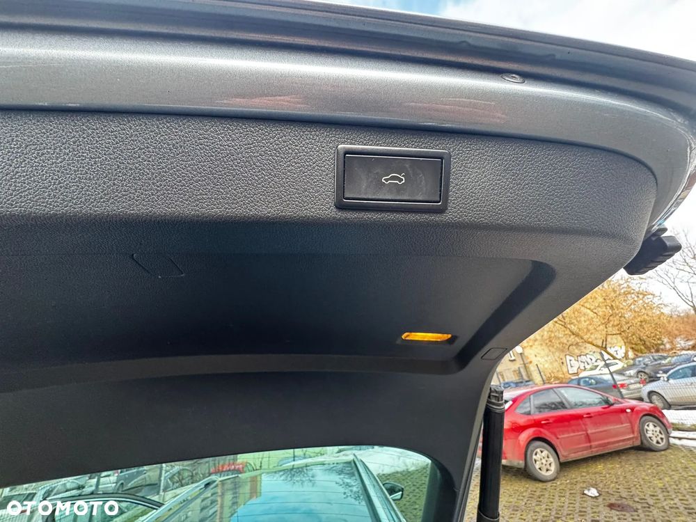 Skoda Superb 2.0 TDI Style DSG - 19