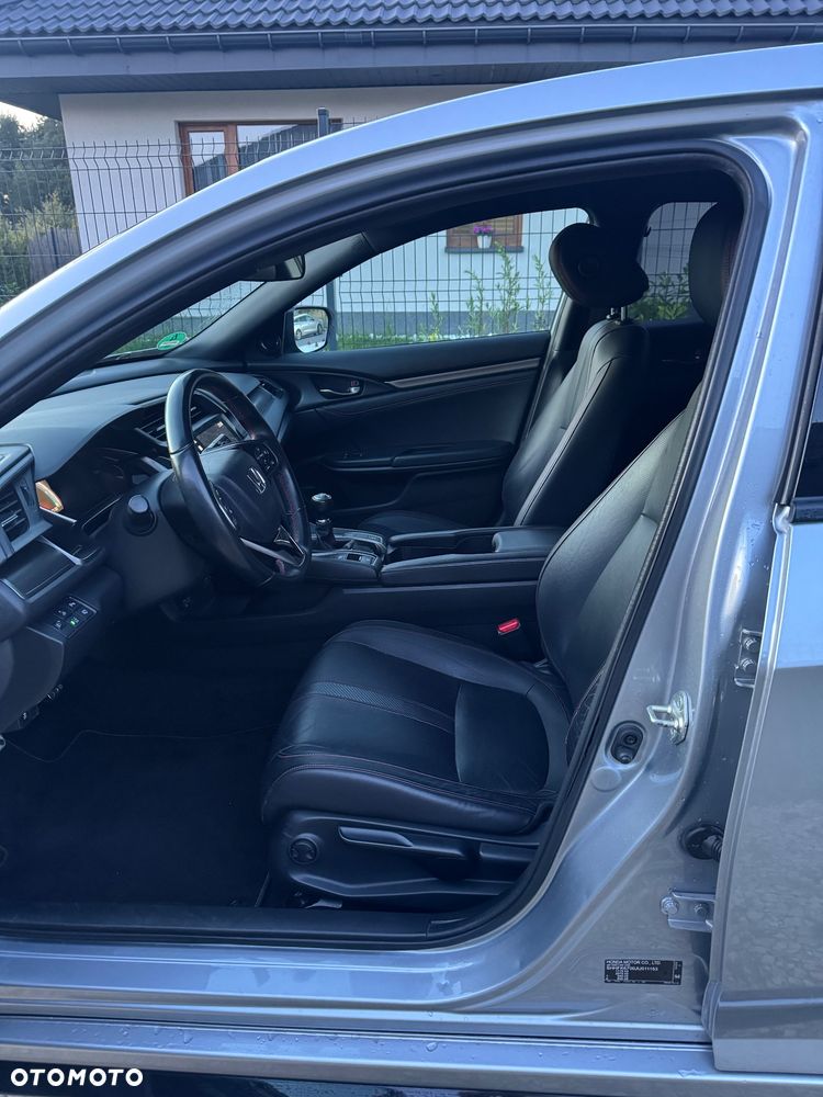 Honda Civic 1.0 i-VTEC Turbo Executive Premium - 18