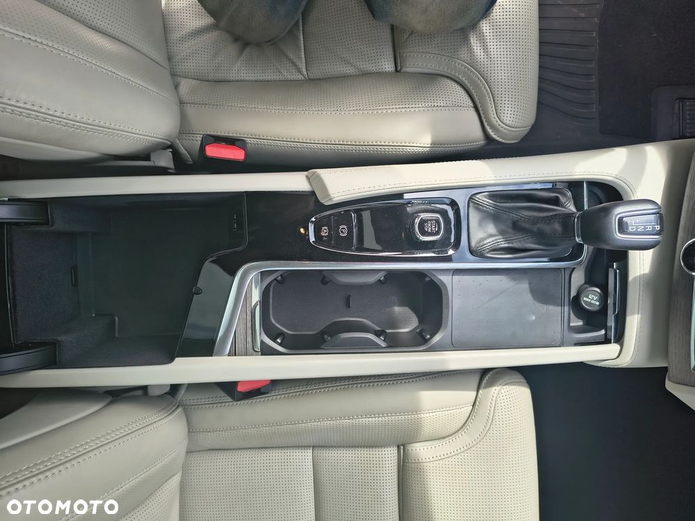 Volvo XC 90 T6 AWD Geartronic Inscription - 30