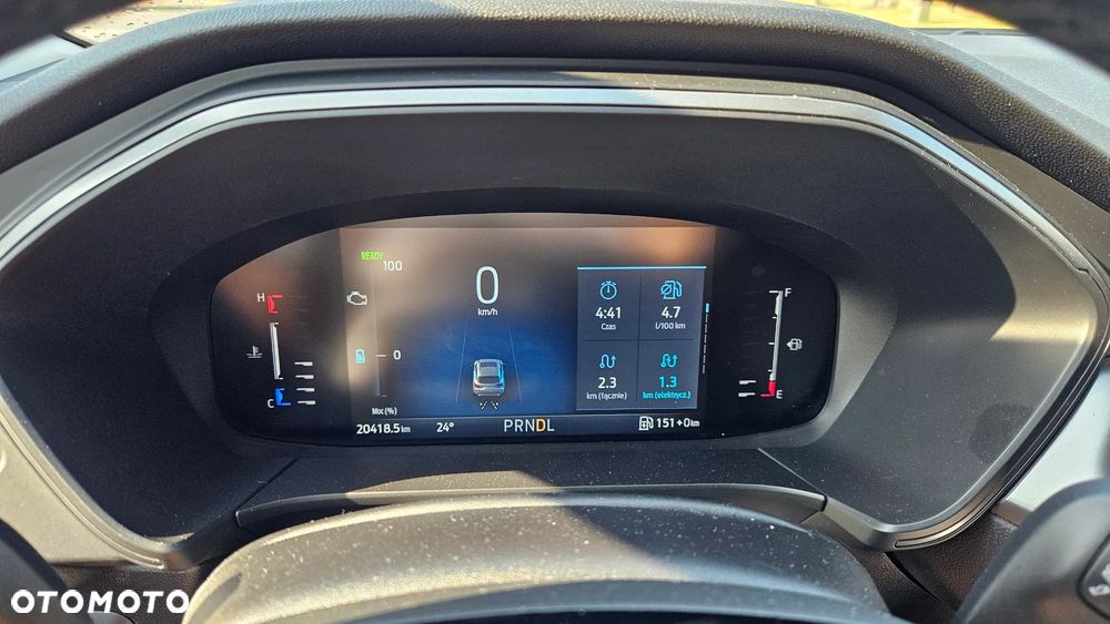 Ford Kuga - 36
