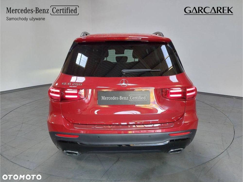 Mercedes-Benz GLB - 8