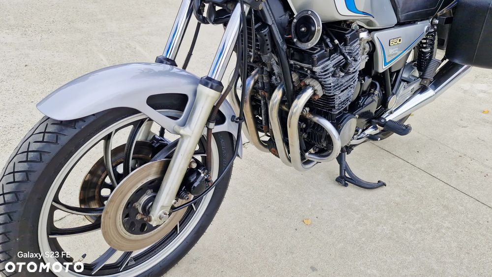 Yamaha XJ - 25