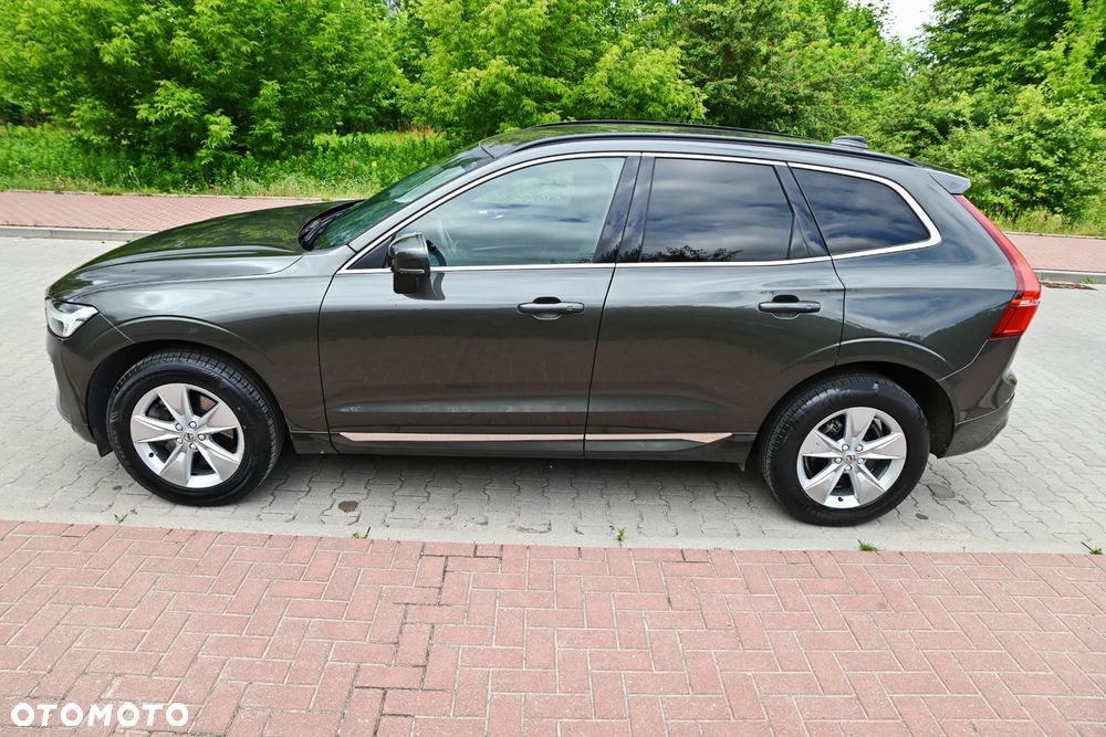 Volvo XC 60 B4 D AWD Geartronic Momentum Pro - 5