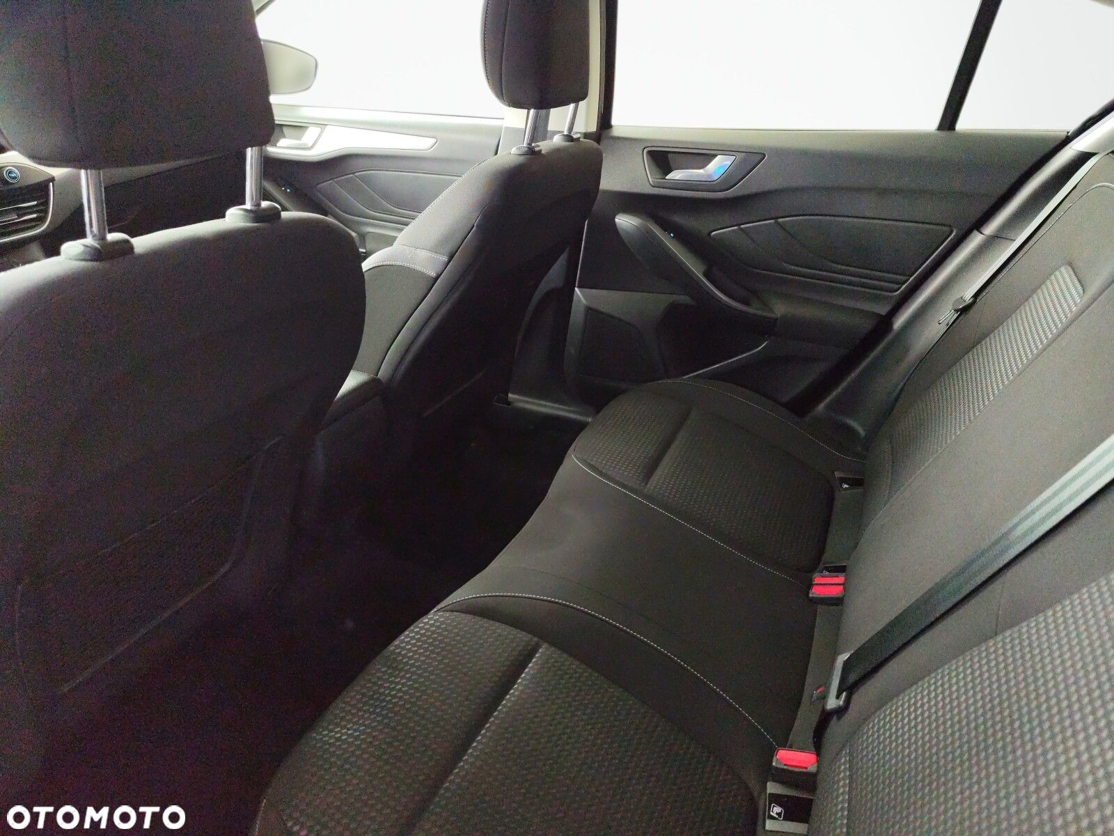 Ford Focus - 12