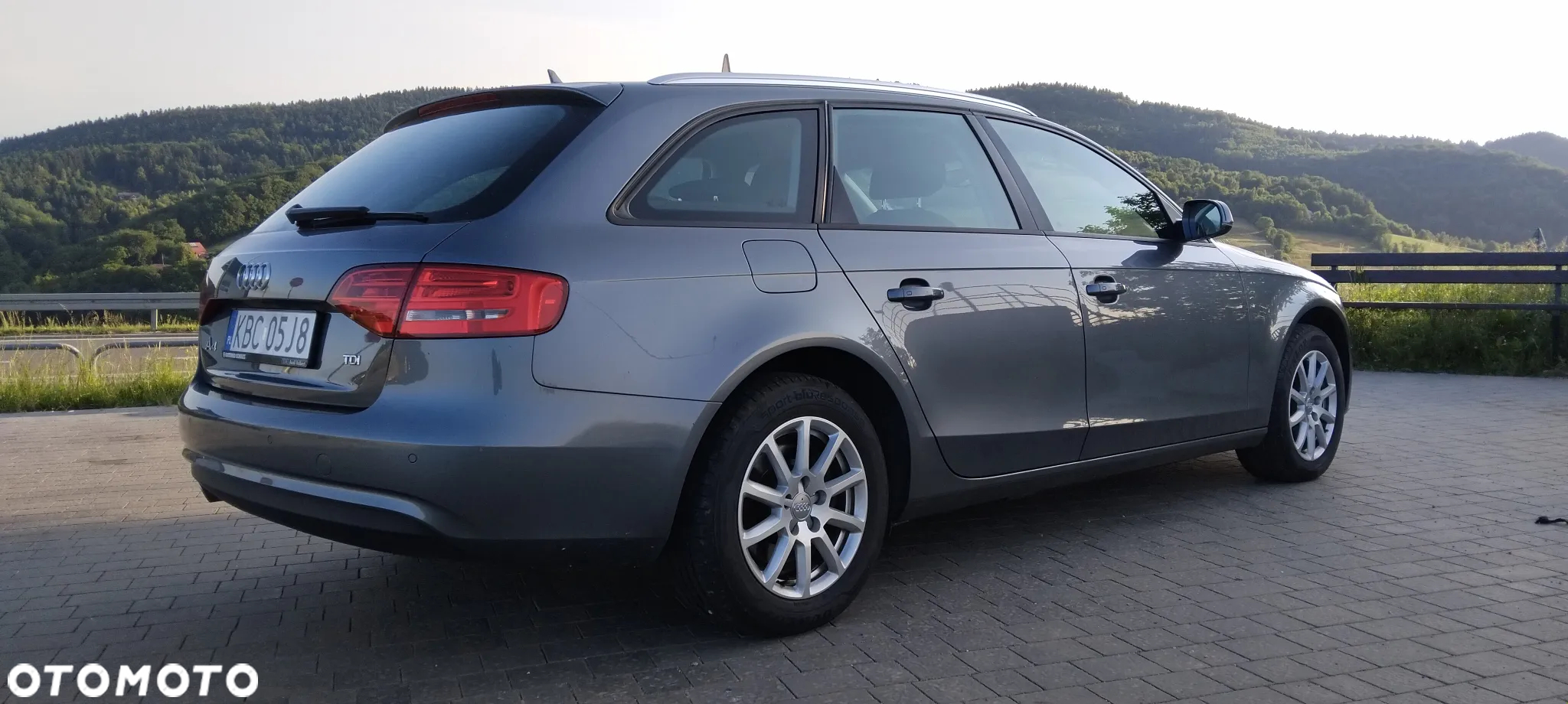 Audi A4 - 4