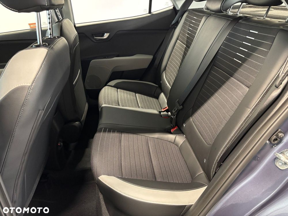 Kia Stonic - 16