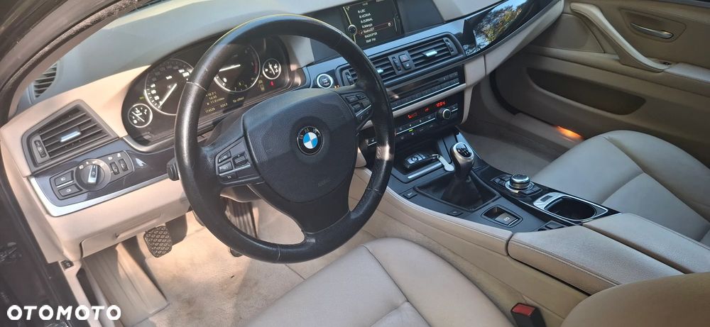 BMW Seria 5 520d - 7