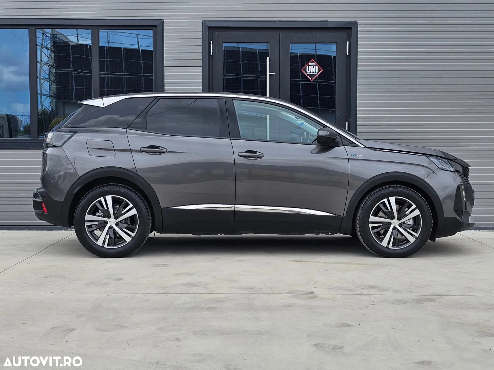 Peugeot 3008 PHEV EAT8 Allure - 10