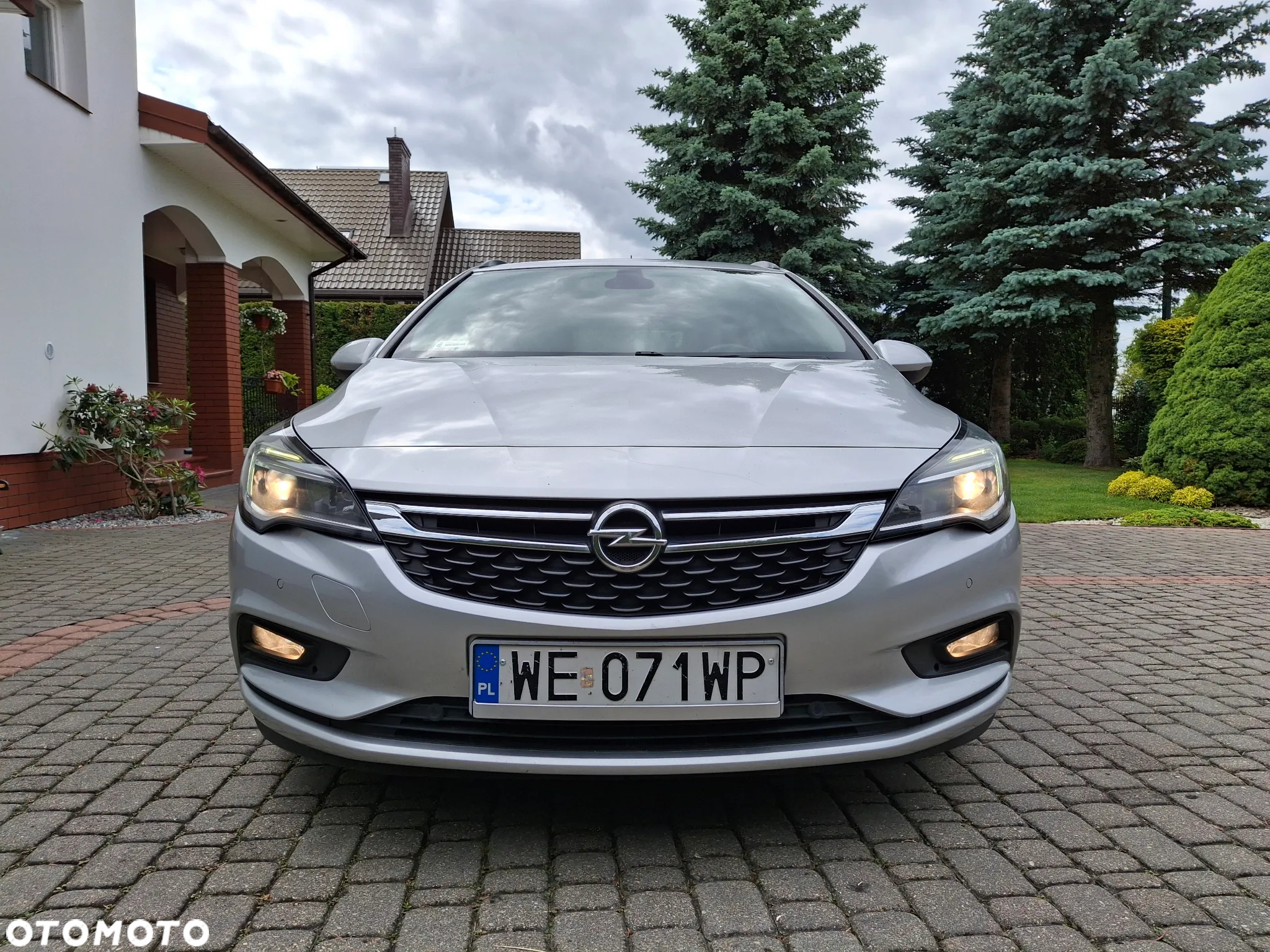 Opel Astra V 1.6 CDTI Elite - 3