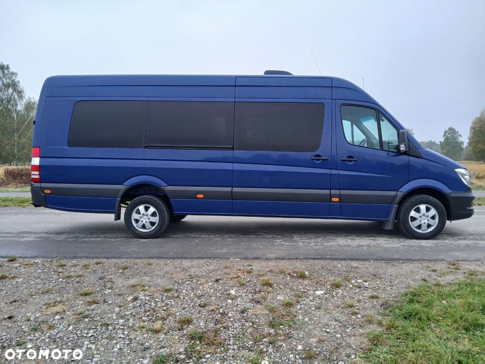 Mercedes-Benz Sprinter - 1