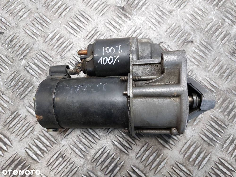 ROZRUSZNIK MITSUBISHI CARISMA I 1.6 16V - 1