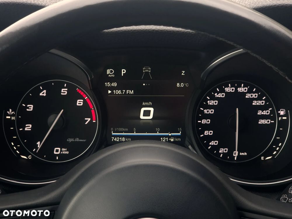 Alfa Romeo Stelvio 2.0 Turbo 16V AT8-Q4 First Edition - 25