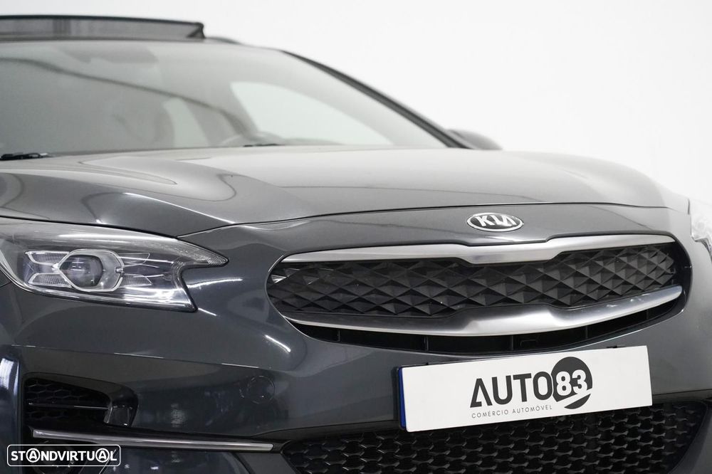 Kia XCeed 1.6 GDi PHEV First Edition+SRF - 17
