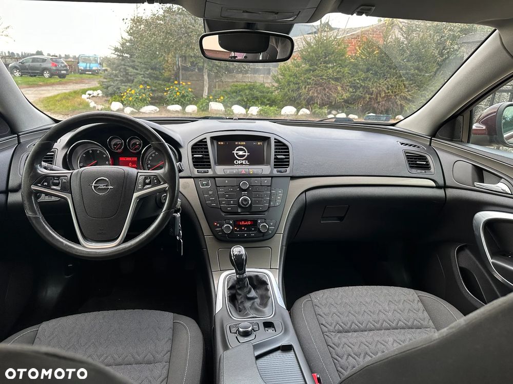 Opel Insignia - 14