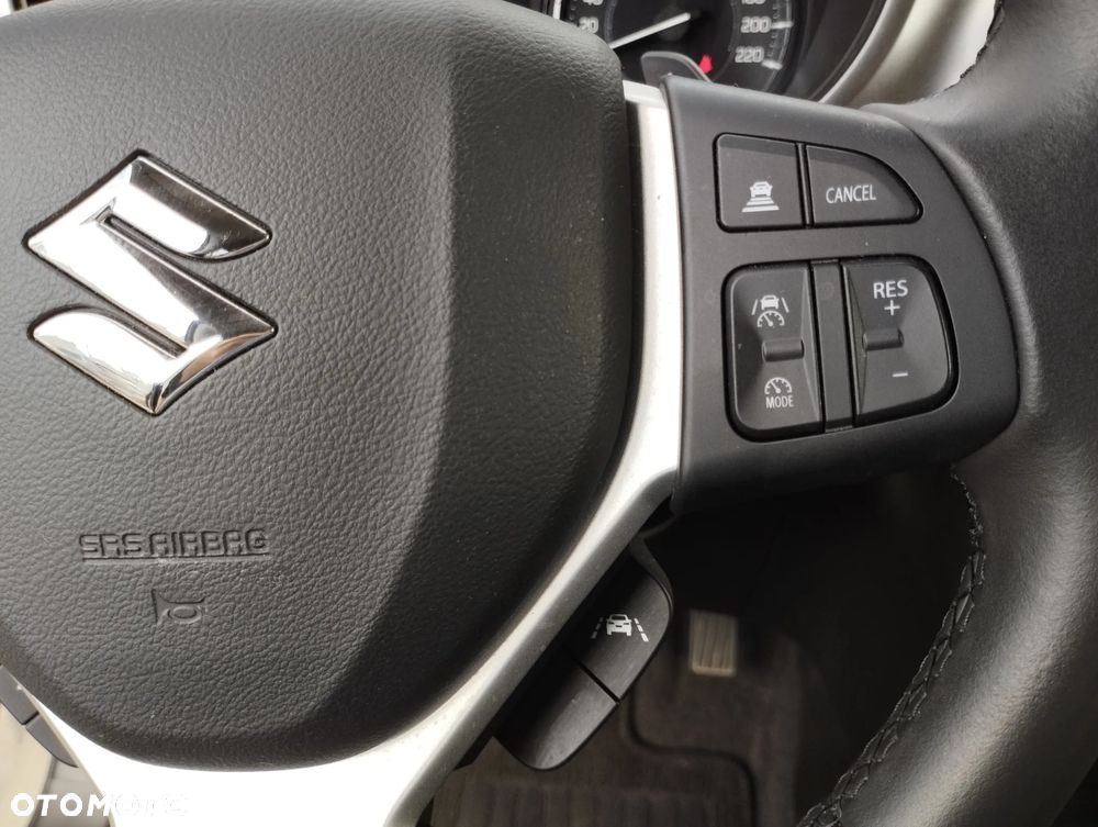 Suzuki Vitara 1.4 Boosterjet mHEV Premium Plus 2WD - 23