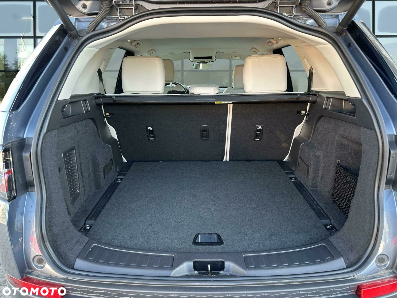Land Rover Discovery Sport - 19