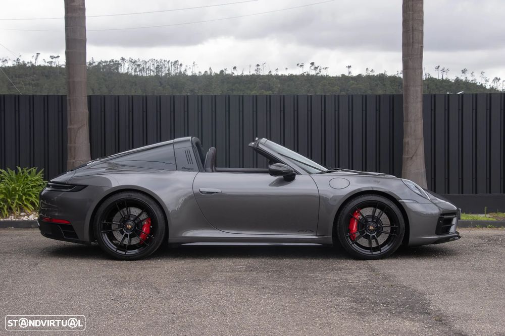 Porsche 911 (992) Targa 4 GTS PDK - 25