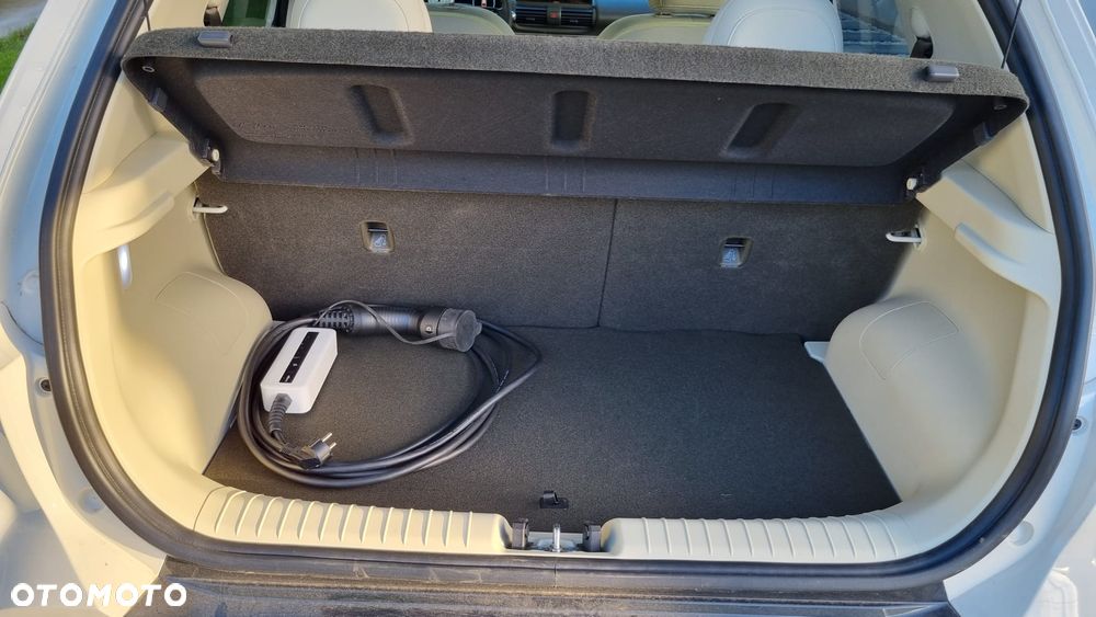 Hyundai Inster 49kWh Smart - 37