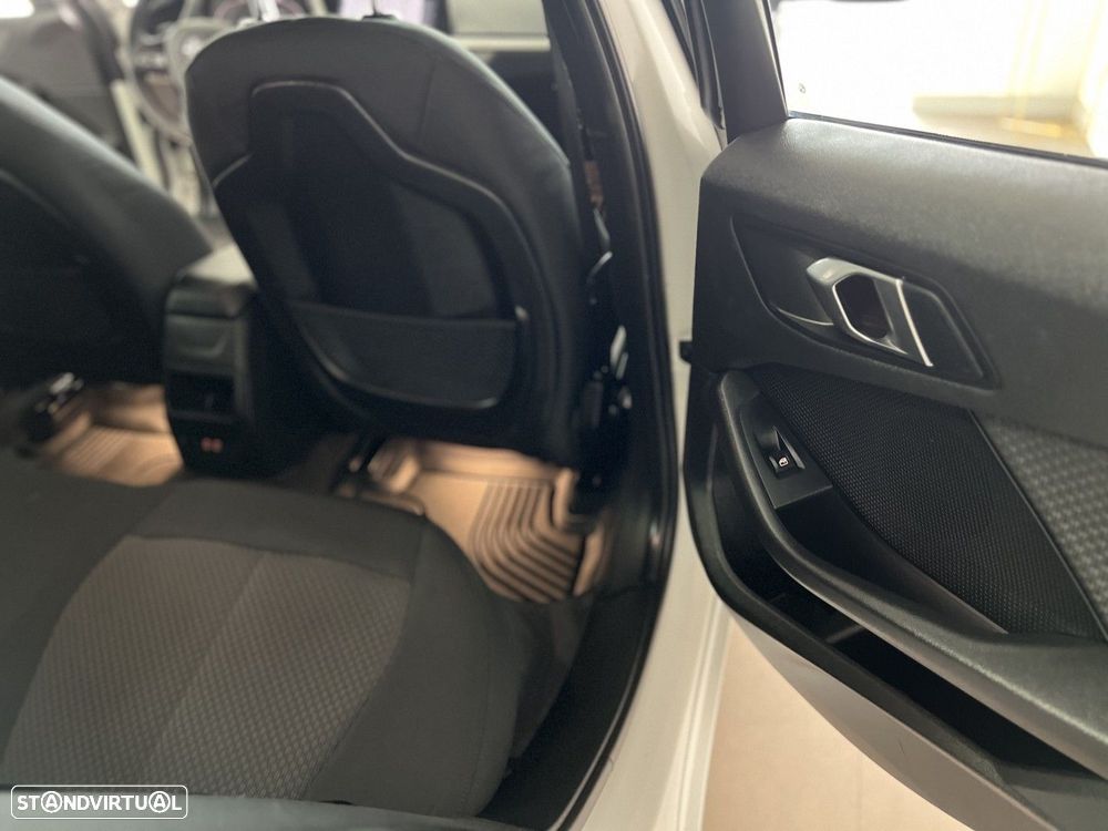 BMW 118 i Aut. Advantage - 14