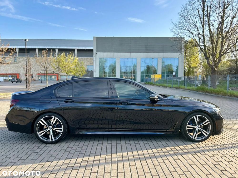 BMW Seria 7 740Li - 3
