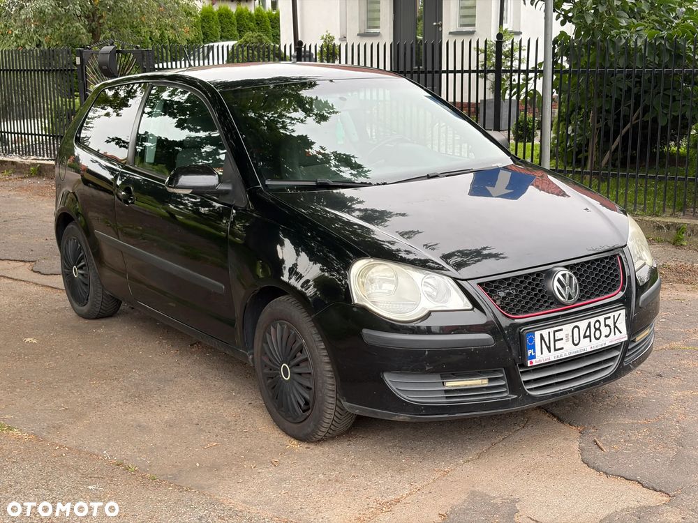 Volkswagen Polo 1.4 16V Comfortline - 1