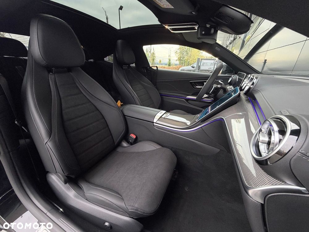 Mercedes-Benz CLE 300 mHEV 4-Matic AMG Line - 17