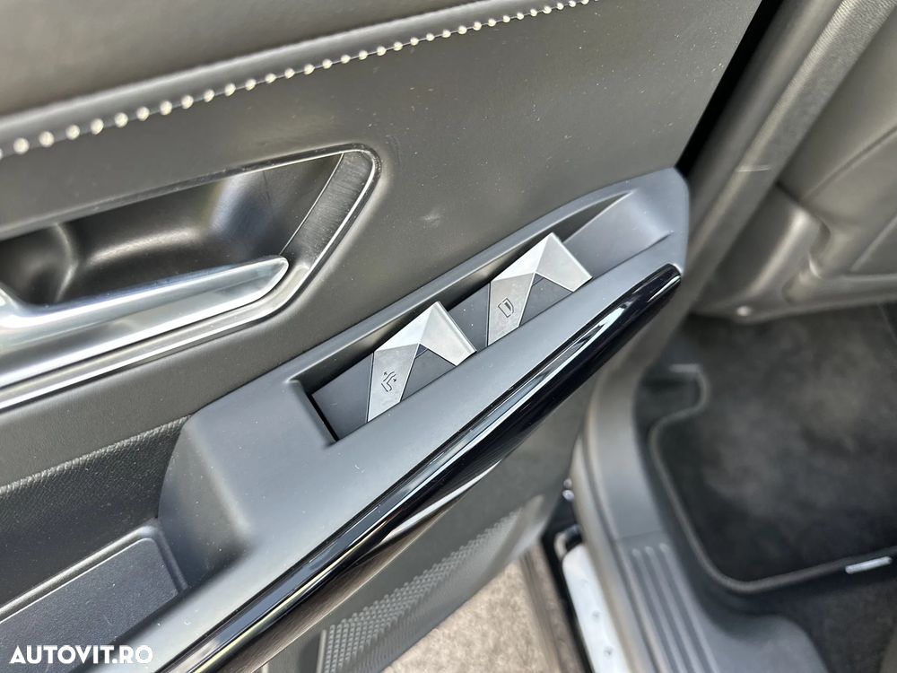 DS Automobiles DS 7 Crossback - 15