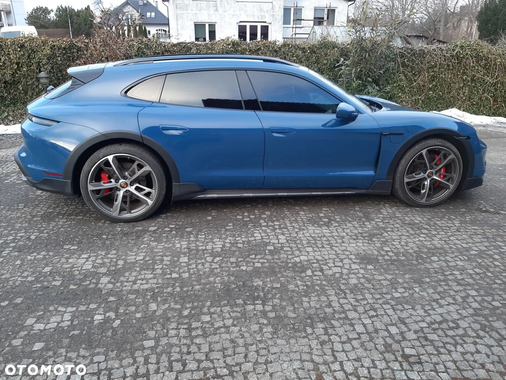 Porsche Taycan 4S - 9