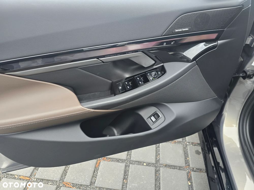 BMW Seria 5 520d xDrive mHEV M Sport - 27