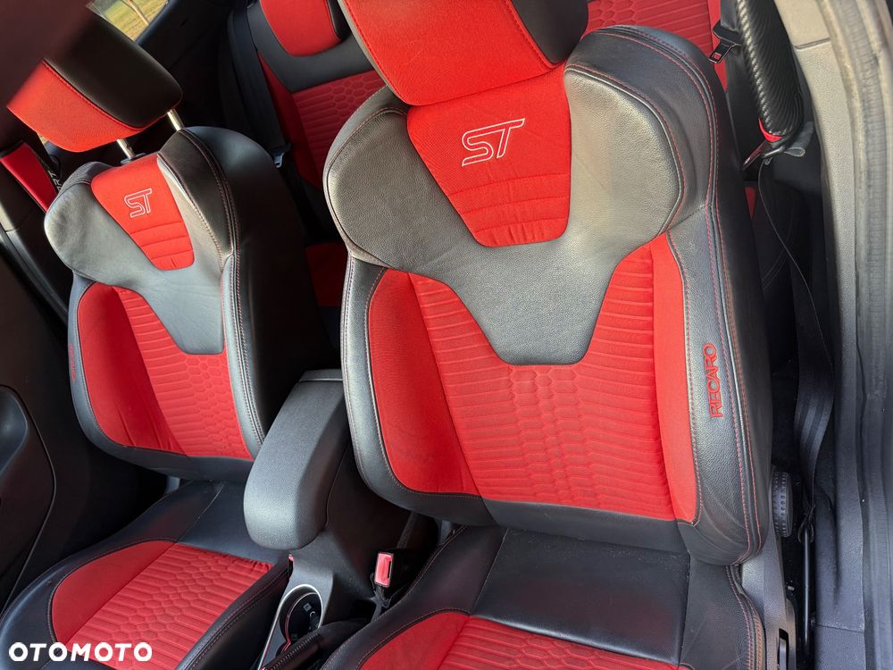 Ford Fiesta ST - 7
