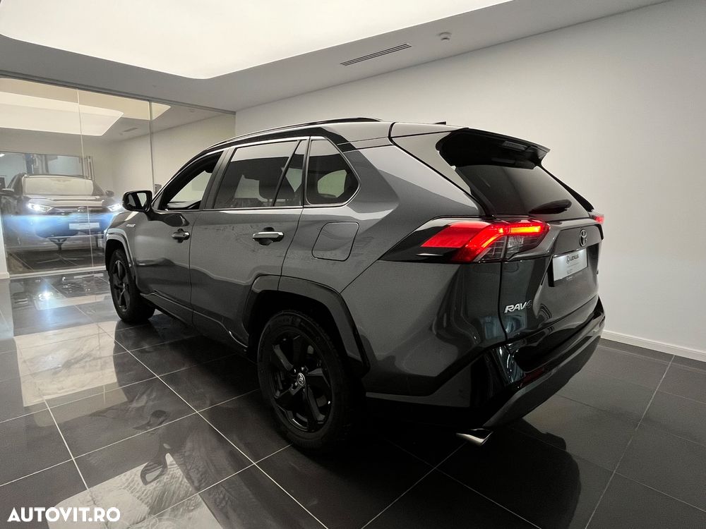 Toyota RAV4 - 7