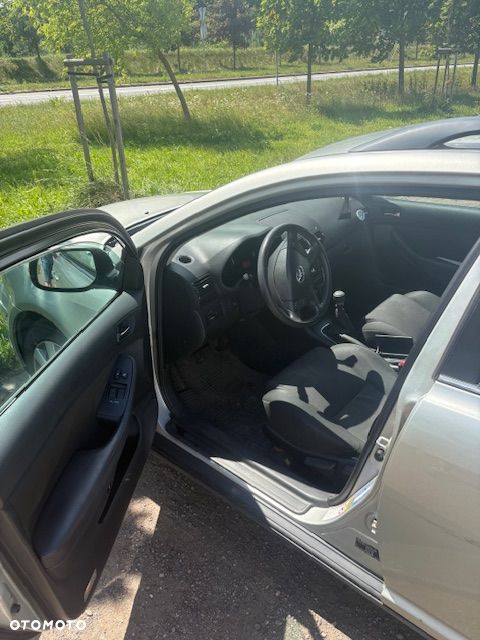 Toyota Avensis 2.0 D-4D Luna - 9