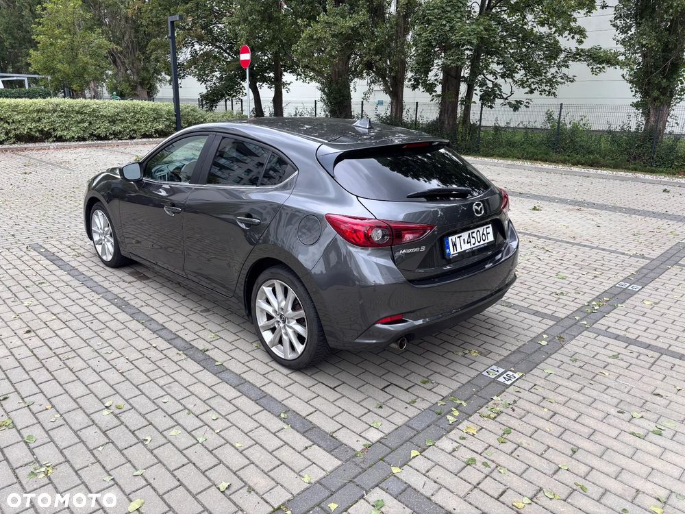 Mazda 3 - 10