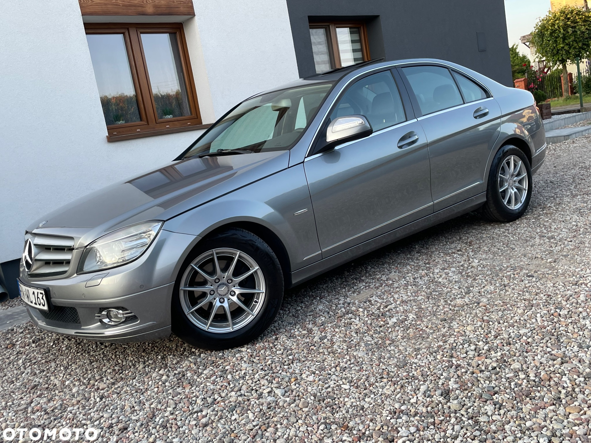 Mercedes-Benz Klasa C 180 Kompressor Automatik - 23