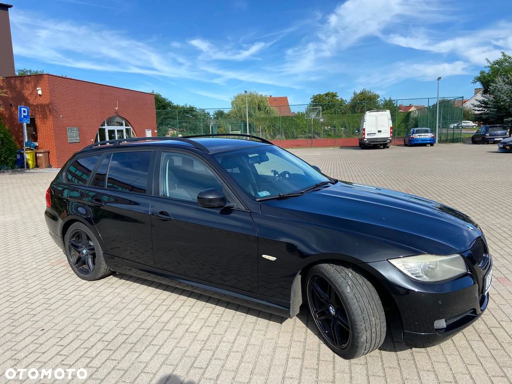BMW Seria 3 318d - 8