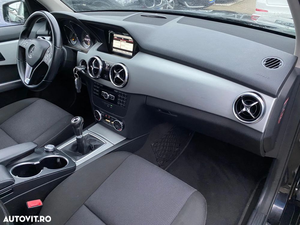 Mercedes-Benz GLK 200 CDI DPF BlueEFFICIENCY - 17