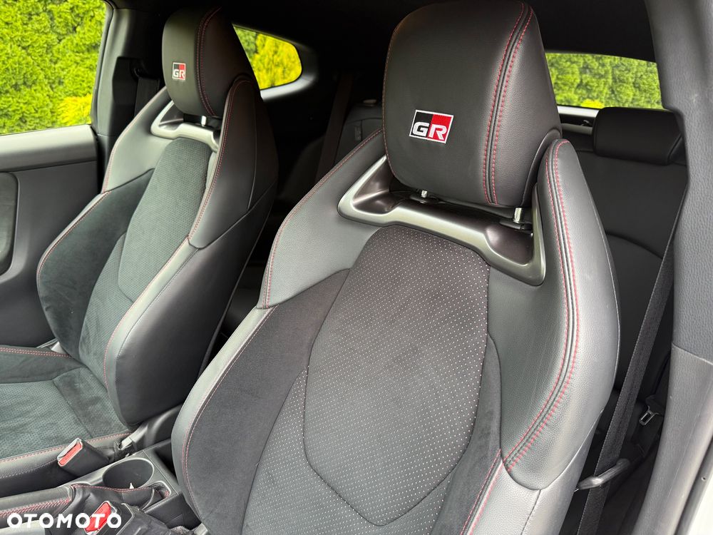 Toyota GR Yaris - 16