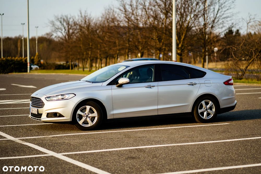 Ford Mondeo 1.5 EcoBoost Ambiente - 2