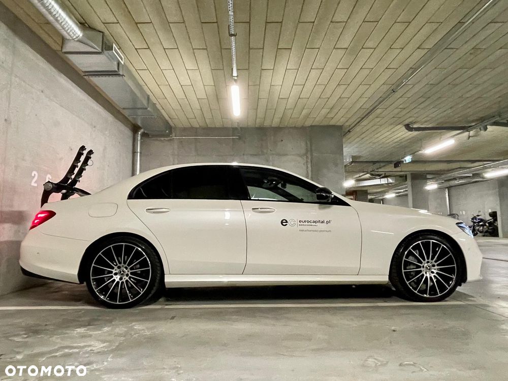 Mercedes-Benz Klasa E 220 d 4-Matic 9G-TRONIC - 38