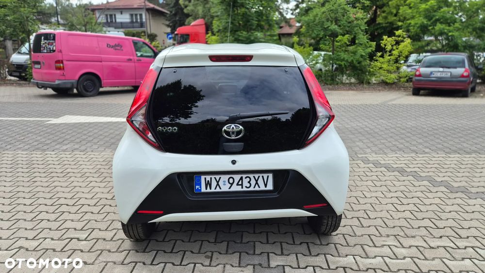 Toyota Aygo x-clusiv - 5