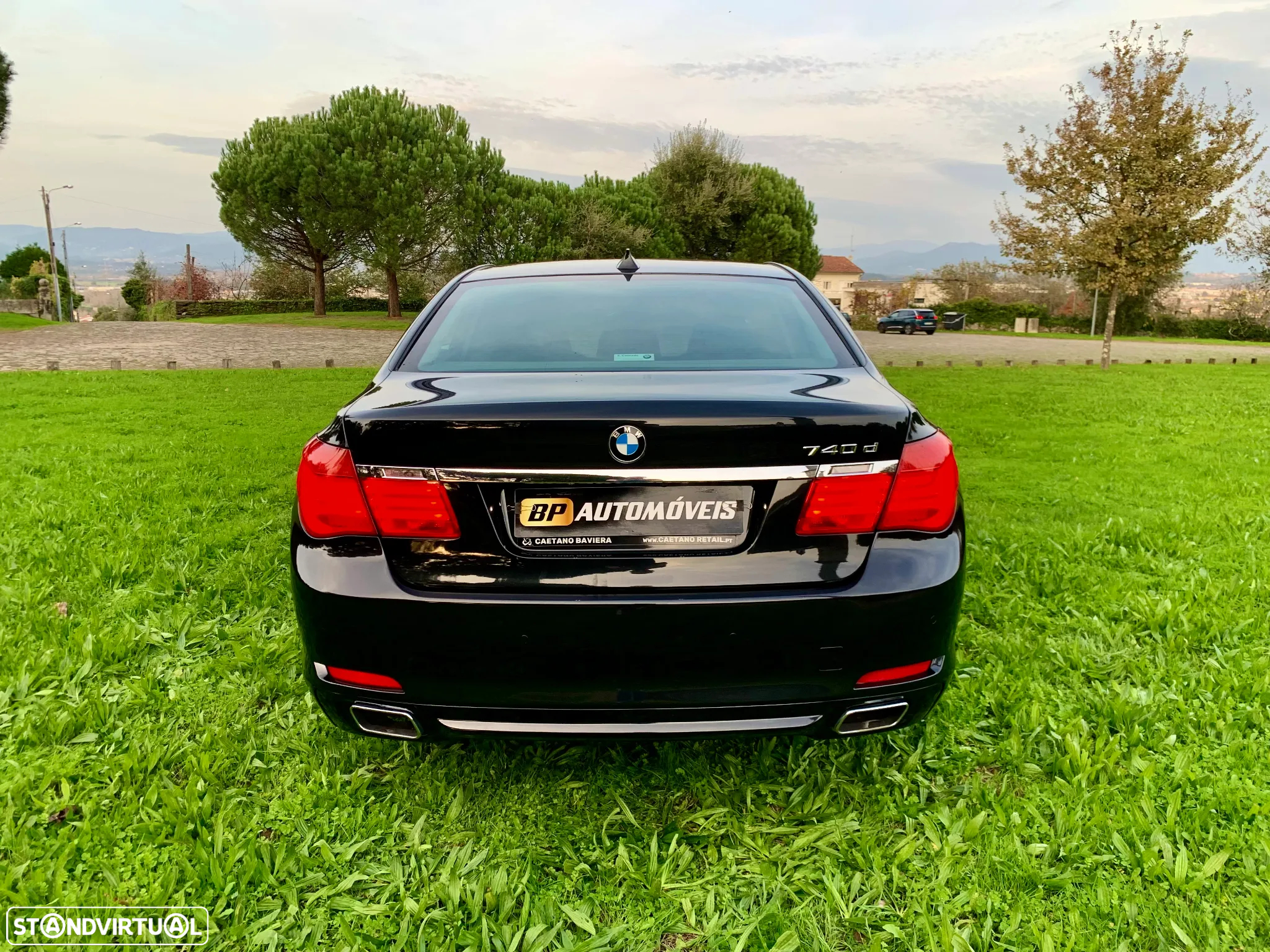 BMW 740 d Pack M - 12