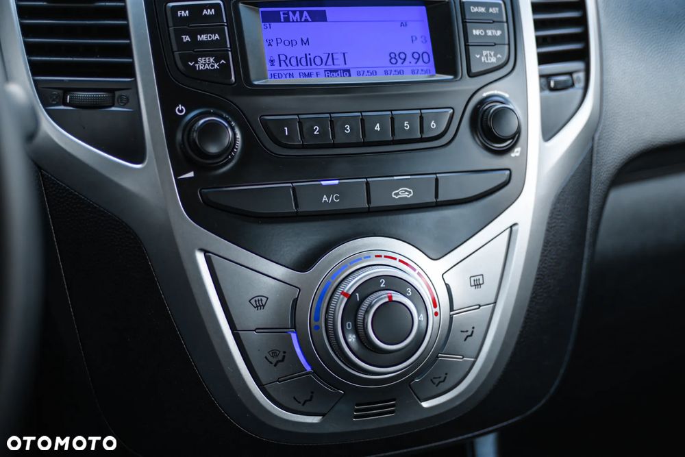 Hyundai ix20 1.4 Comfort blue - 15