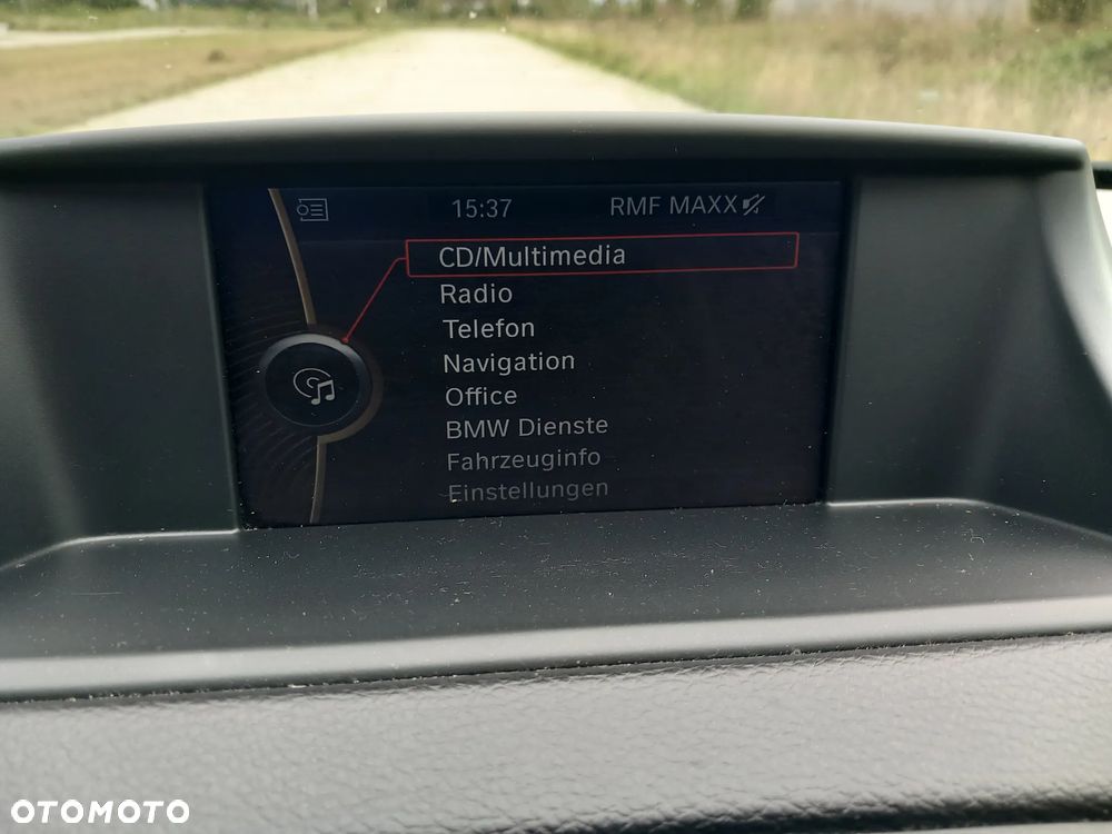 BMW Seria 1 116d - 13