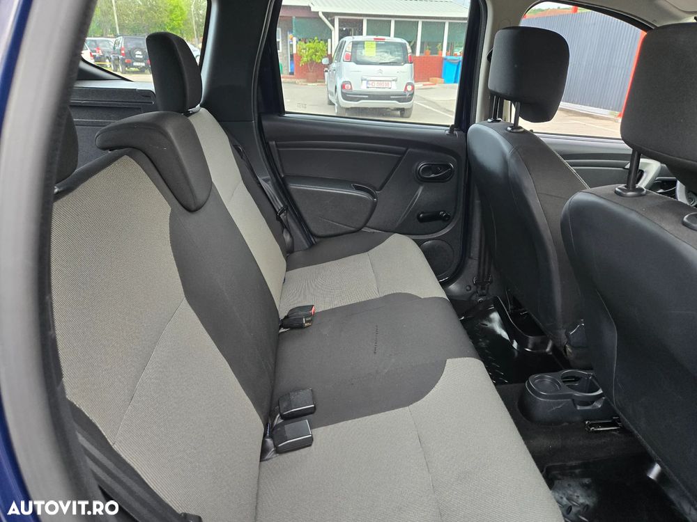 Dacia Duster dCi 110 FAP 4x4 Prestige - 6